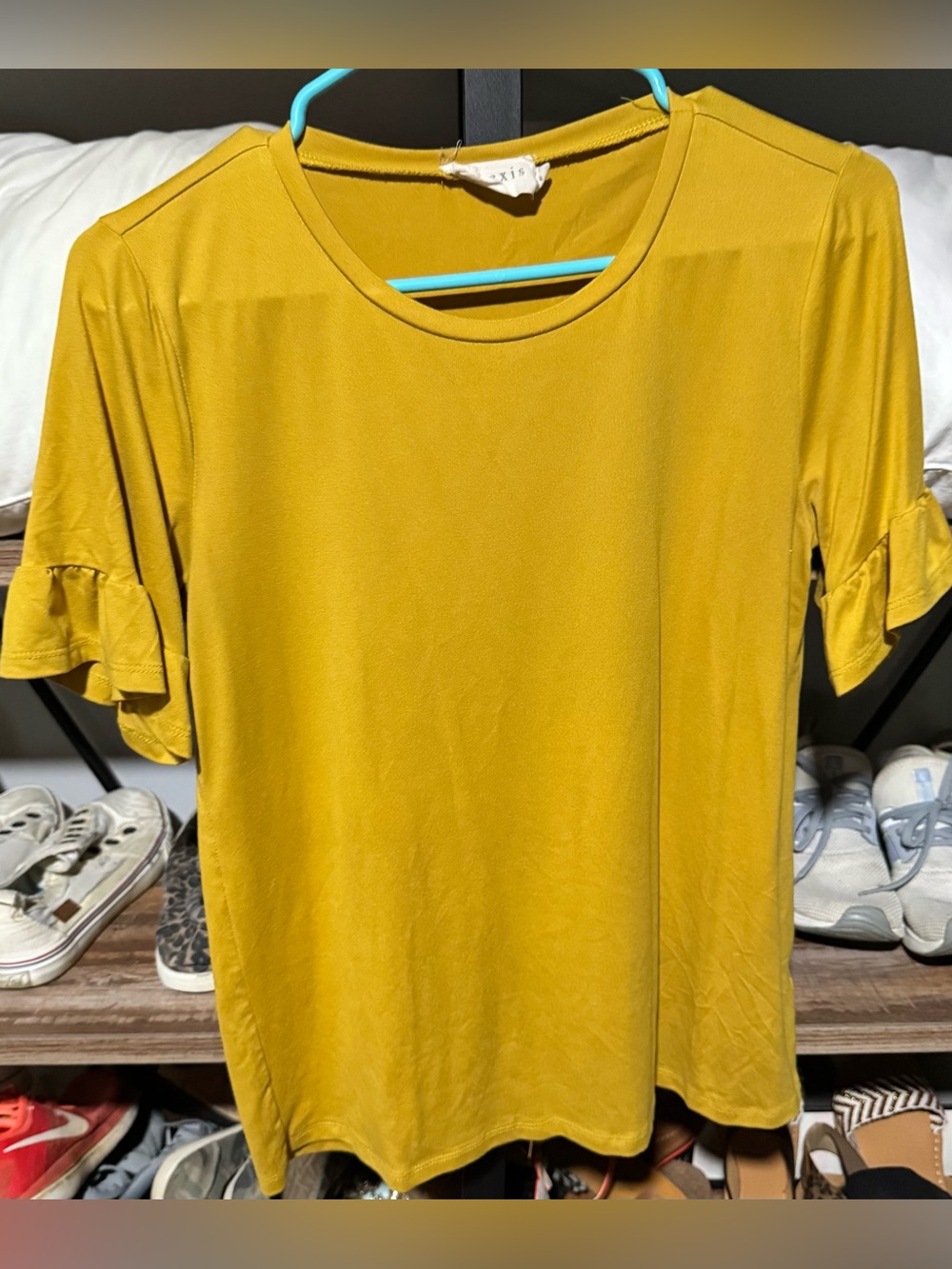Women's Short Sleeve Ruffle Sleeve Top in Mustard